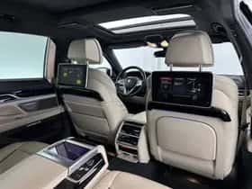BMW 7-Serie (2017) thumbnail 22
