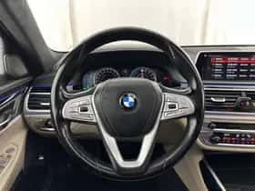 BMW 7-Serie (2017) thumbnail 24