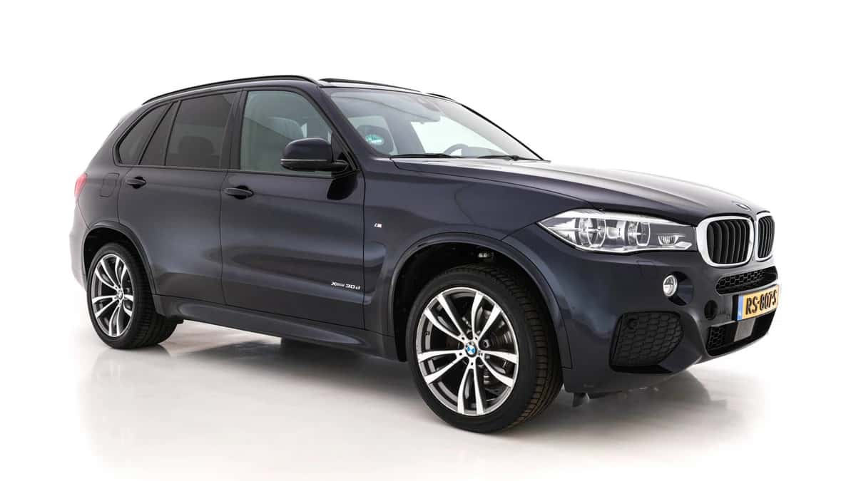 BMW X5 — foto 1