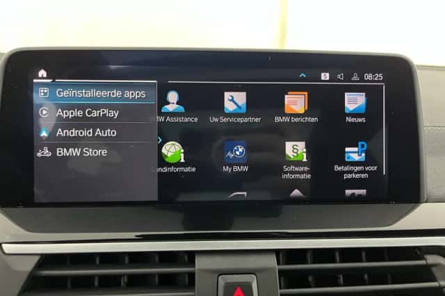 BMW iX3 (2021) thumbnail 14