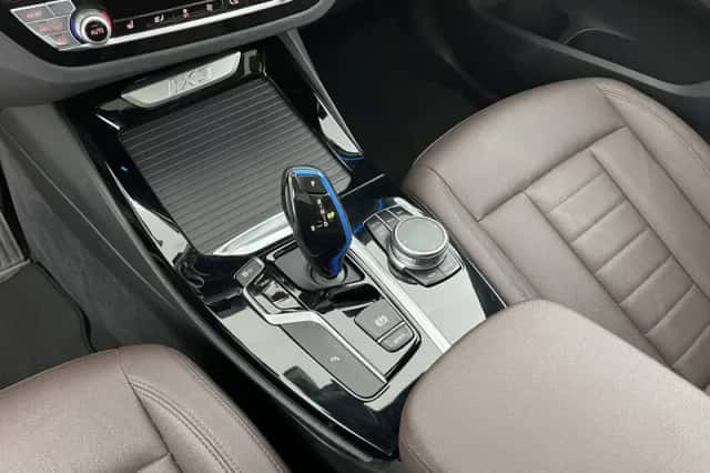 BMW iX3 (2021) thumbnail 18
