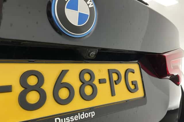 BMW iX3 (2021) thumbnail 32