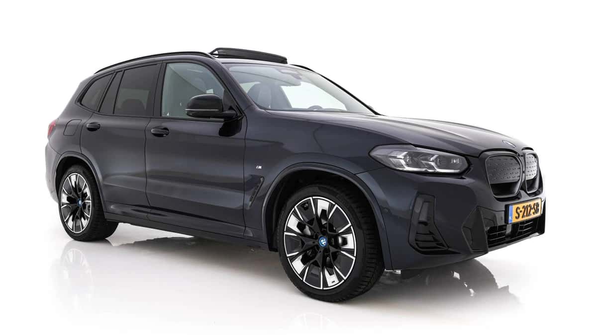 BMW iX3 (2023) — foto 1