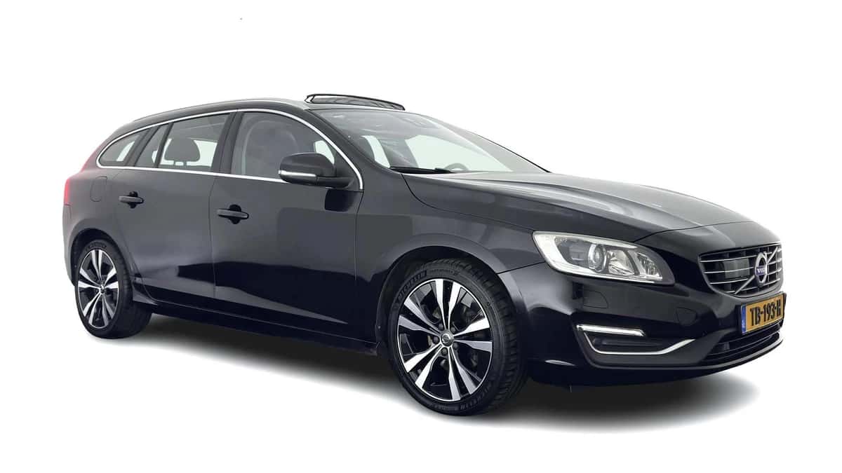 Volvo V60 (2017) — foto 1