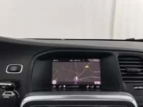 Volvo V60 (2017) thumbnail 15