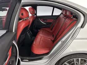 BMW 3-Serie (2015) thumbnail 11