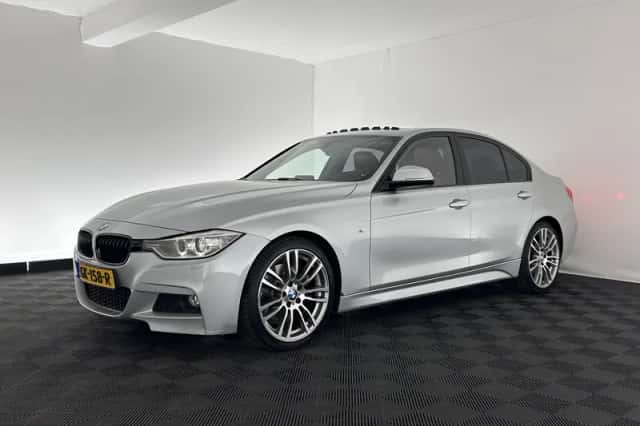 BMW 3-Serie (2015) thumbnail 4