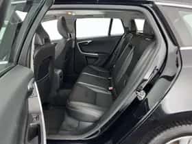 Volvo V60 (2015) thumbnail 11