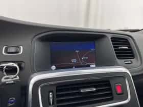 Volvo V60 (2015) thumbnail 14
