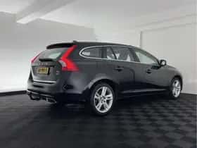 Volvo V60 (2015) thumbnail 7