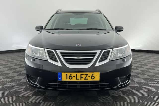 Saab 9 3 (2010) thumbnail 3
