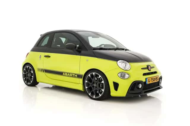 Fiat 500 (2019) thumbnail 1