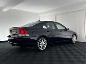 Volvo S60 (2005) thumbnail 6