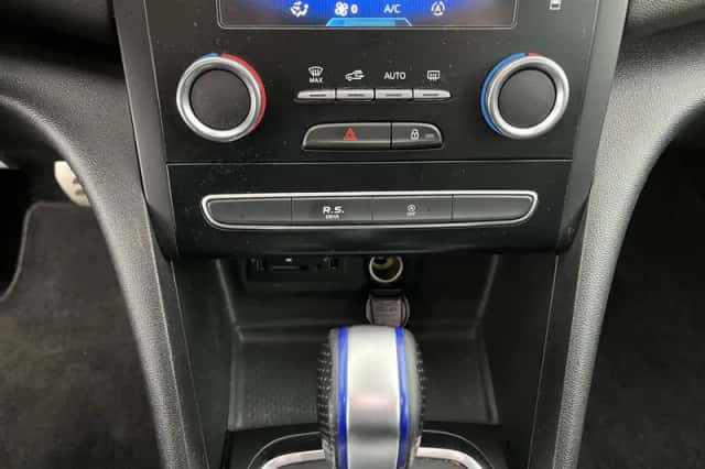Renault Mégane (2018) thumbnail 17