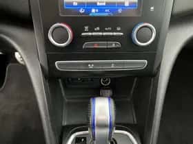 Renault Mégane (2018) thumbnail 17