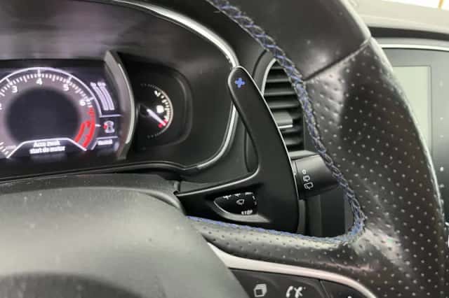 Renault Mégane (2018) thumbnail 22
