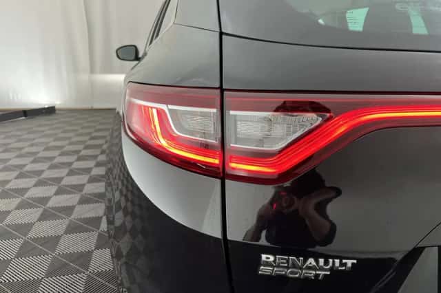 Renault Mégane (2018) thumbnail 30