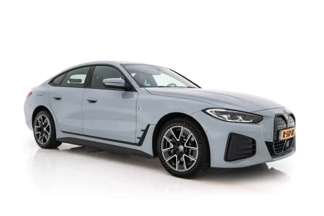 BMW i4 (2022)