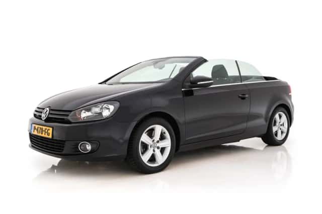 Volkswagen Golf (2015) thumbnail 4
