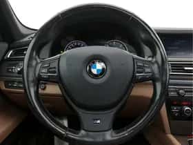 BMW 7-Serie (2015) thumbnail 22