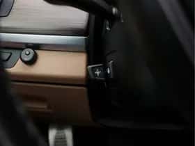 BMW 7-Serie (2015) thumbnail 23