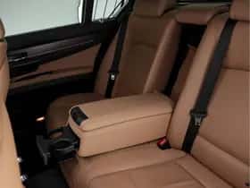 BMW 7-Serie (2015) thumbnail 34