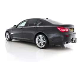 BMW 7-Serie (2015) thumbnail 5