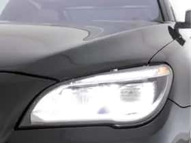 BMW 7-Serie (2015) thumbnail 43