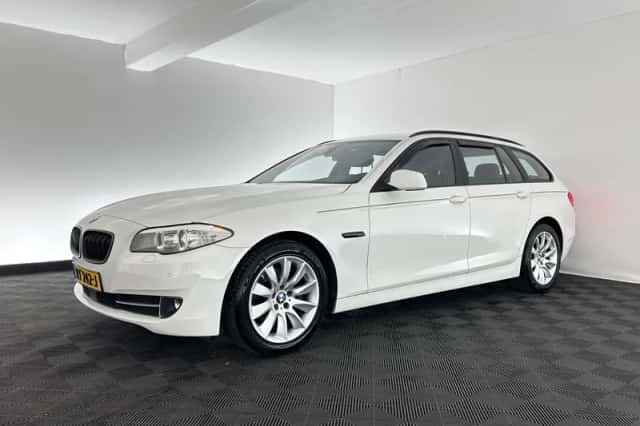BMW 5-Serie (2011) thumbnail 4