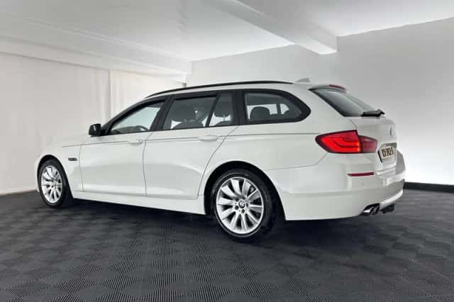 BMW 5-Serie (2011) thumbnail 5