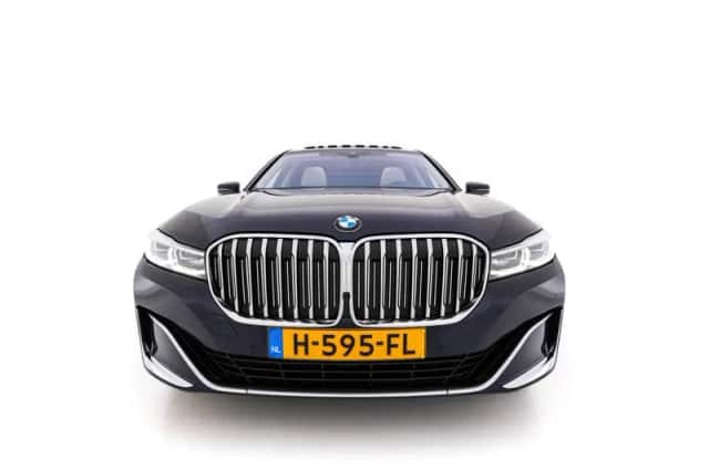 BMW 7-Serie (2020) thumbnail 2