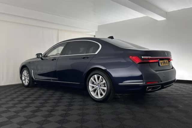 BMW 7-Serie (2020) thumbnail 5