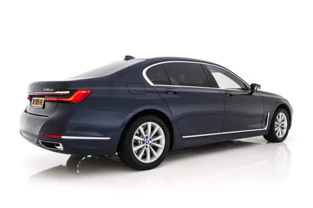 BMW 7-Serie (2020) thumbnail 6