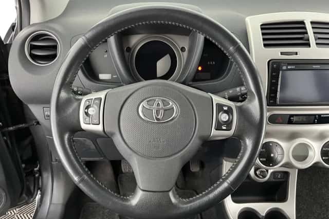 Toyota Urban cruiser (2010) thumbnail 18