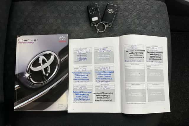 Toyota Urban cruiser (2010) thumbnail 32