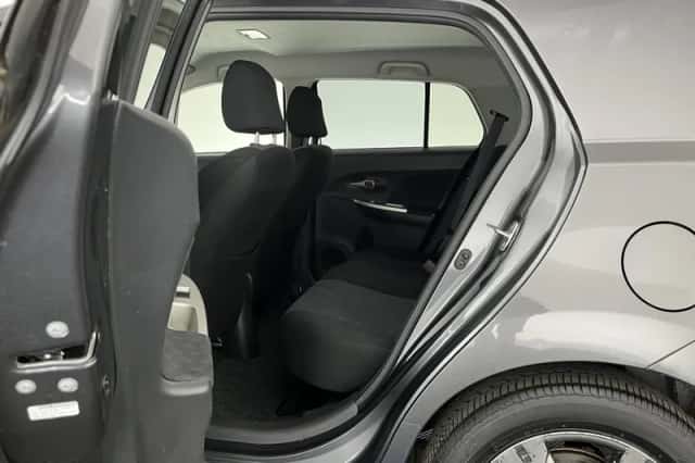 Toyota Urban cruiser (2010) thumbnail 10