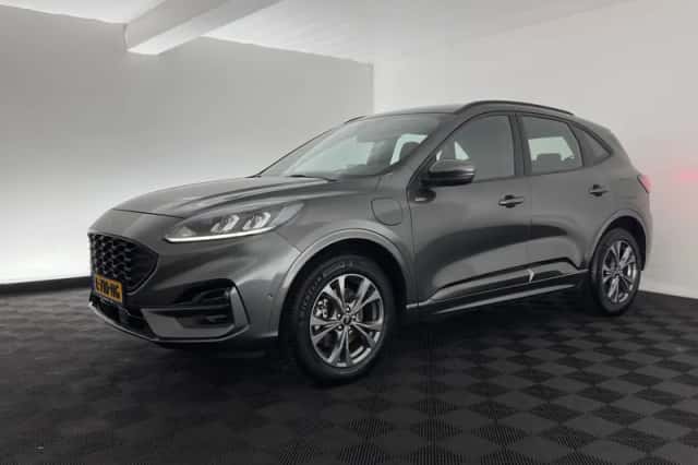 Ford Kuga (2021) thumbnail 4