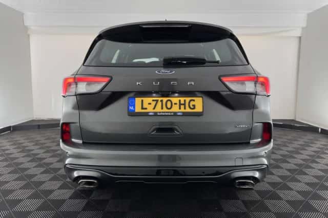 Ford Kuga (2021) thumbnail 6