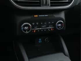 Ford Kuga (2020) thumbnail 15