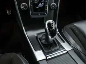 Volvo XC60 (2015) thumbnail 13