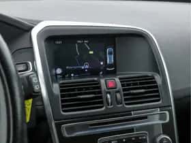 Volvo XC60 (2015) thumbnail 16