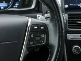 Volvo XC60 (2015) thumbnail 18