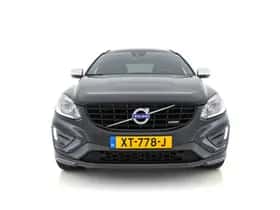 Volvo XC60 (2015) thumbnail 3