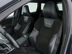 Volvo XC60 (2015) thumbnail 22