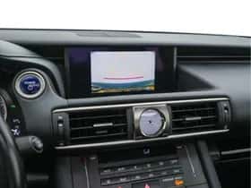 Lexus IS thumbnail 17