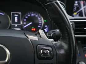 Lexus IS thumbnail 20
