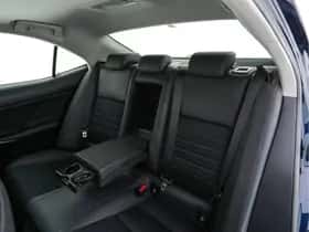 Lexus IS thumbnail 26