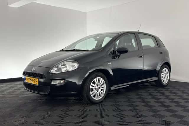 Fiat Punto (2014) thumbnail 3