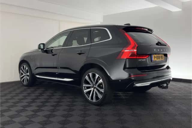 Volvo XC60 (2022) thumbnail 5