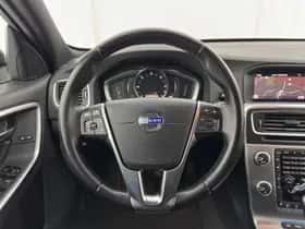 Volvo V60 (2018) thumbnail 18